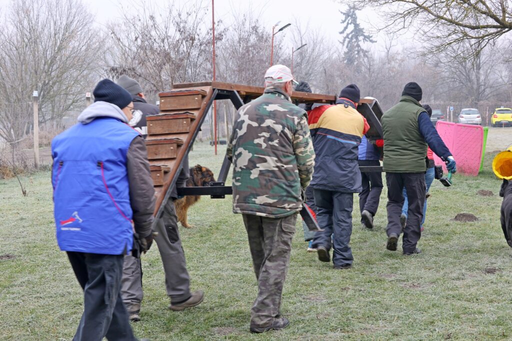 Az év első pályaszépítő napja